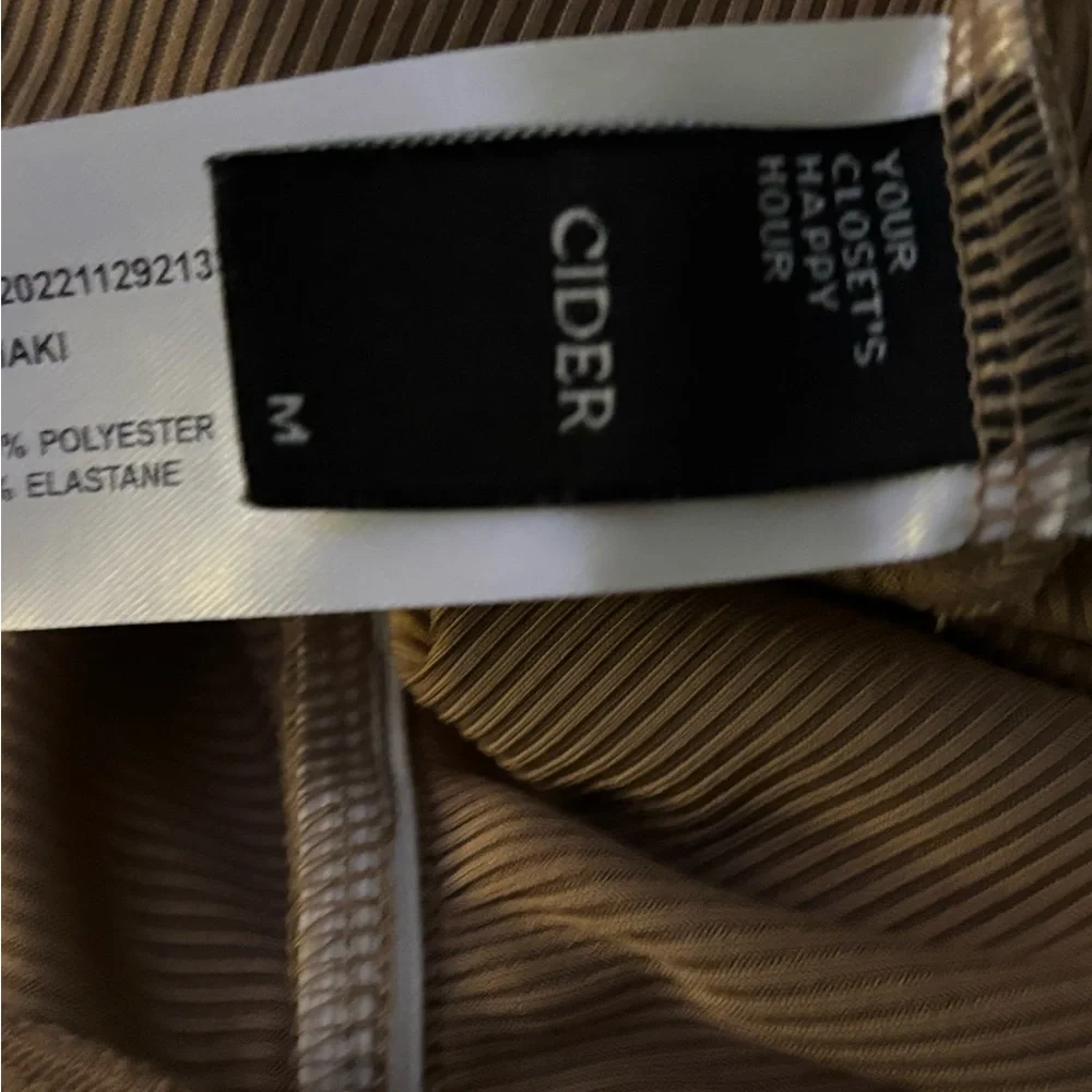 Cider Sleeveless Tan Jumpsuit Size M - Picture 6 of 7